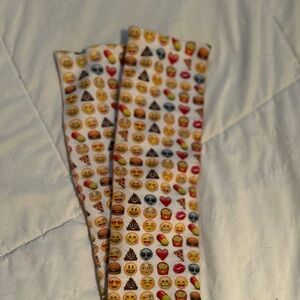 Emoji knee socks